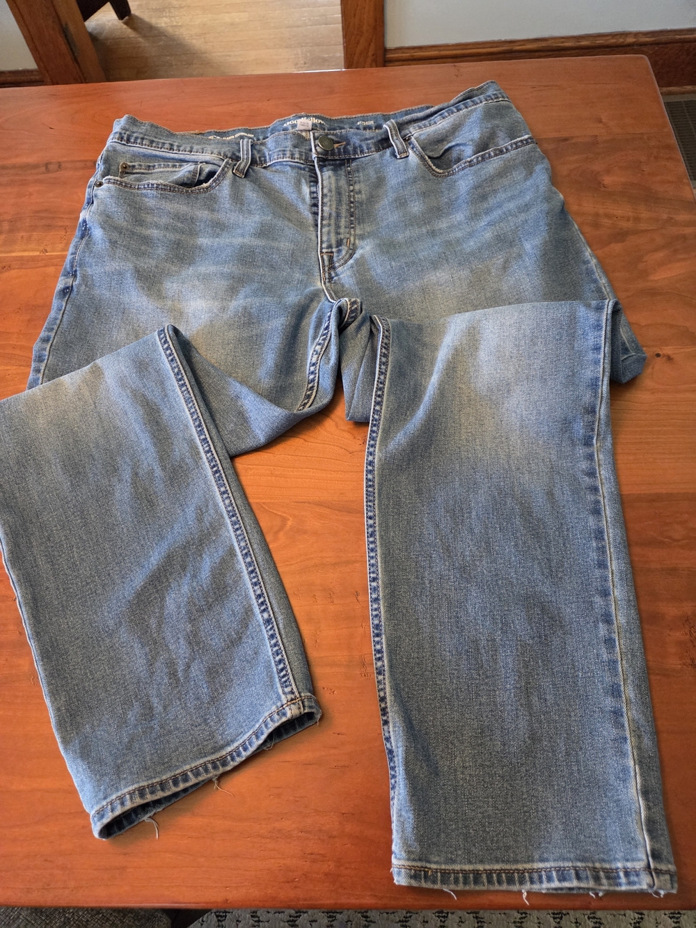 Goodfellow & Co Men’s Athletic Jeans in Light Blue Denim